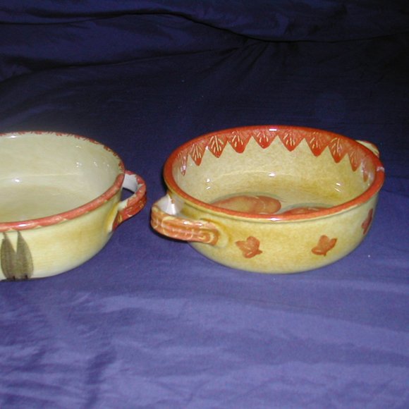 2-ITALICA ARS Hand Painted SOUP BOWLS 9" Side Diameter incl.Handles PUMPKINS EUC - Picture 2 of 8